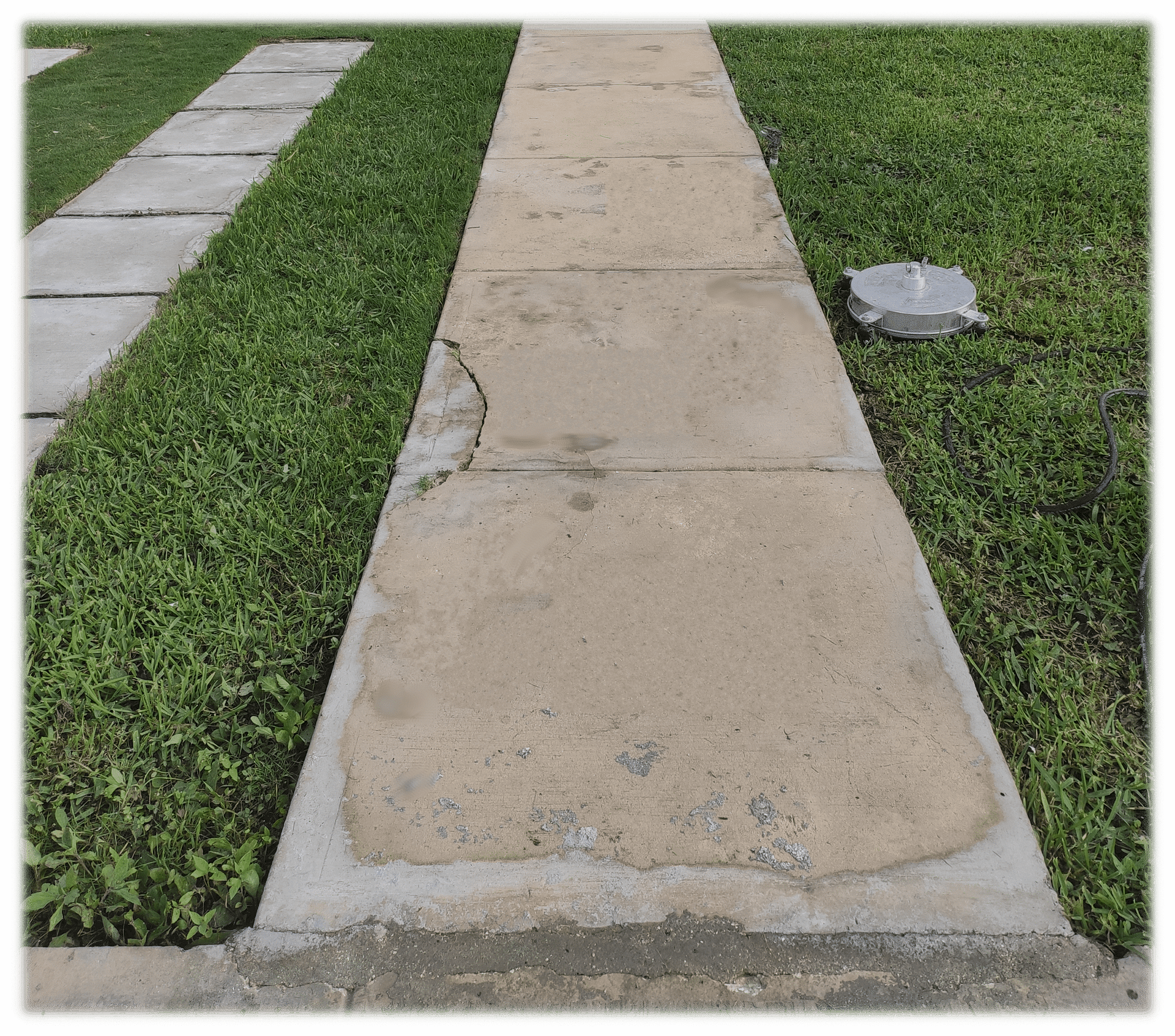 Pasillo de Casa limpio después de usar hidrolavadora