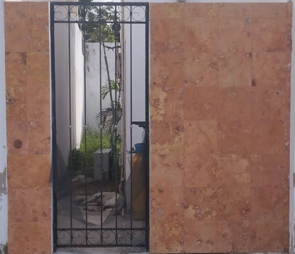 fachada como nueva después de lavado con hidrolavadora